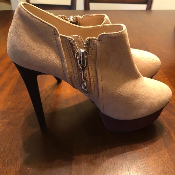 Zara Shoes - Zara Basic Beige Suede Heels